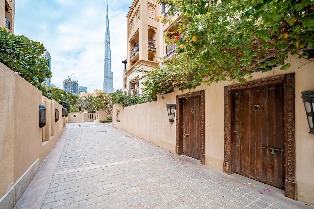 Higuests - Spacious Apt With Private Balcony In Old Town Dubai Dış mekan fotoğraf