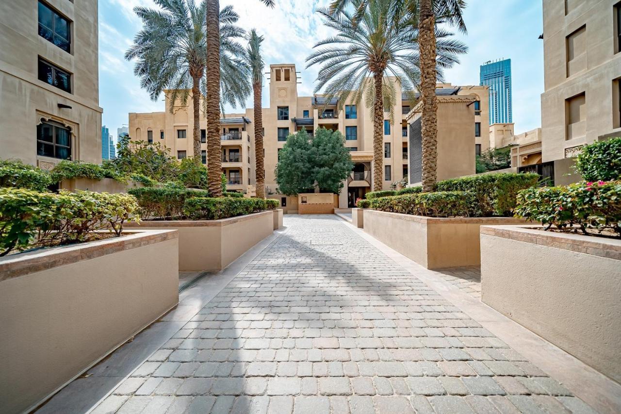 Higuests - Spacious Apt With Private Balcony In Old Town Dubai Dış mekan fotoğraf