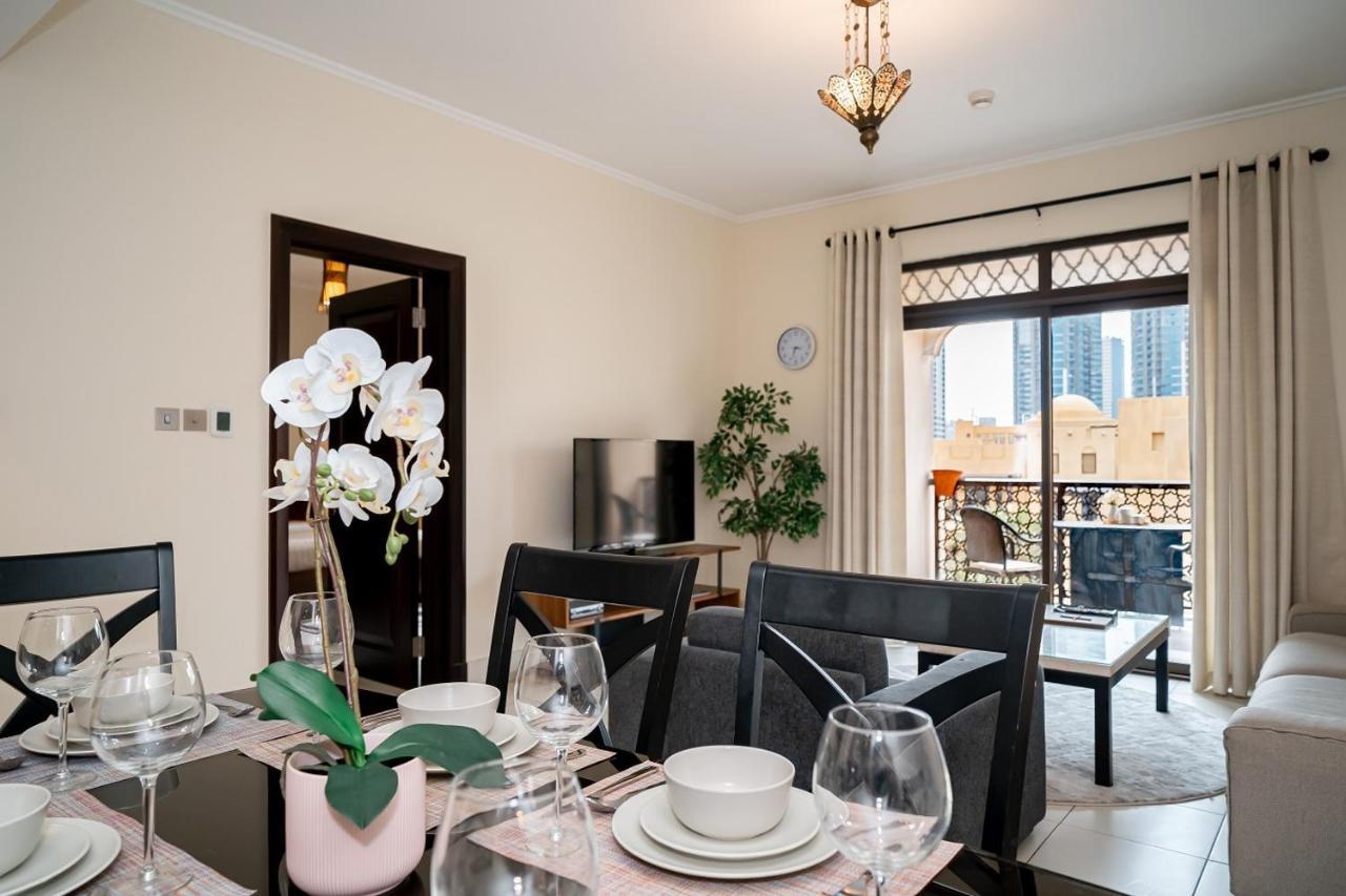 Higuests - Spacious Apt With Private Balcony In Old Town Dubai Dış mekan fotoğraf
