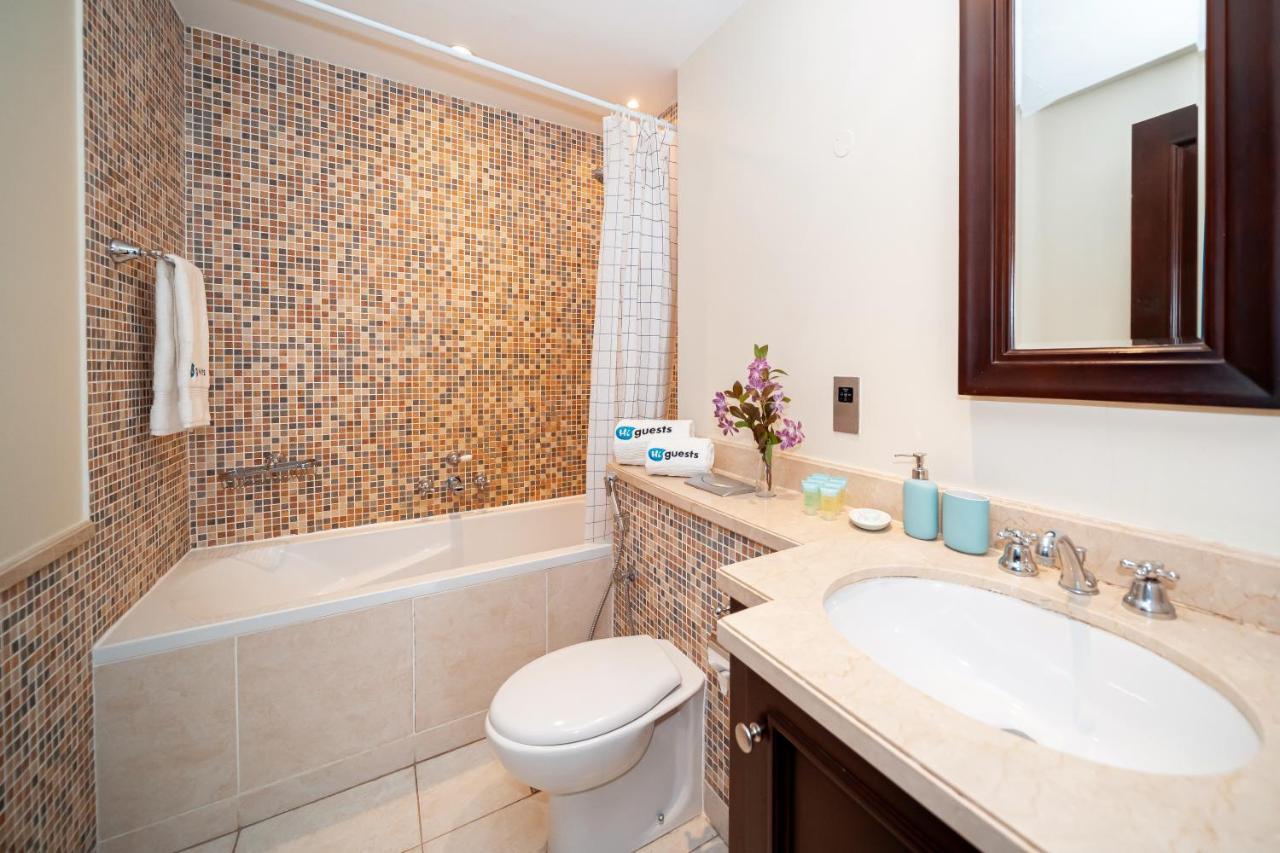 Higuests - Spacious Apt With Private Balcony In Old Town Dubai Dış mekan fotoğraf